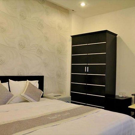 Manh Cuong Hotel Da Nang Bagian luar foto