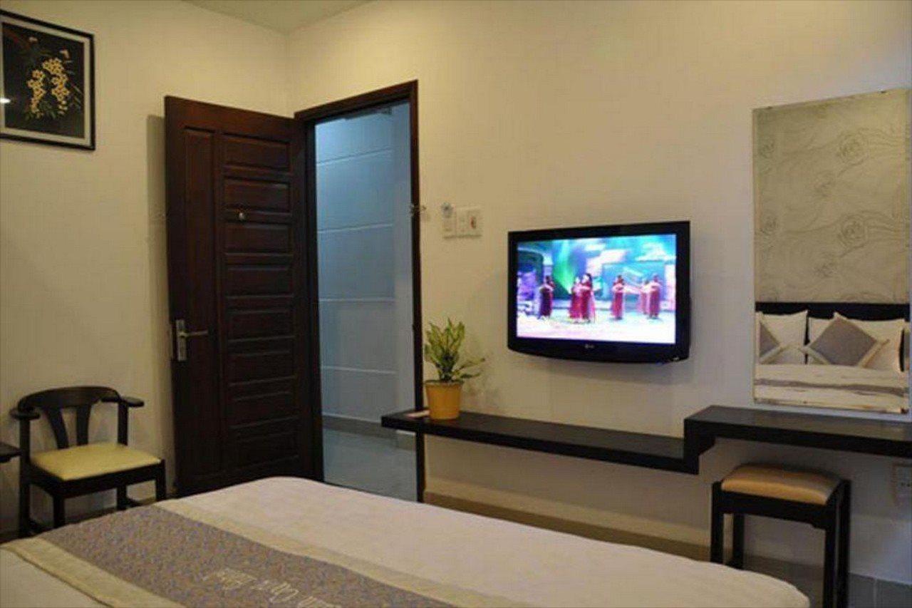 Manh Cuong Hotel Da Nang Bagian luar foto